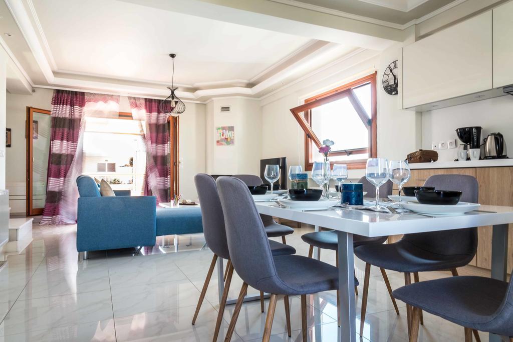 Leo - Unique Glyfada Apartment Athen Eksteriør bilde